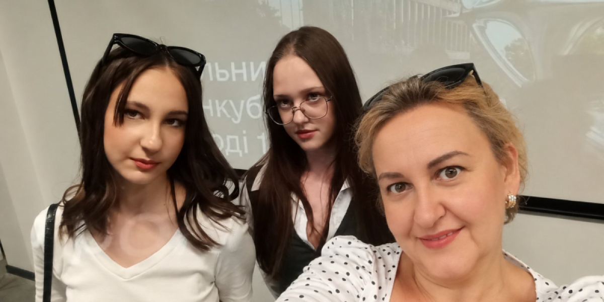 Старшокласники ліцею на презентації «Youthquake»: як перетворити власні ідеї на успішний бізнес!